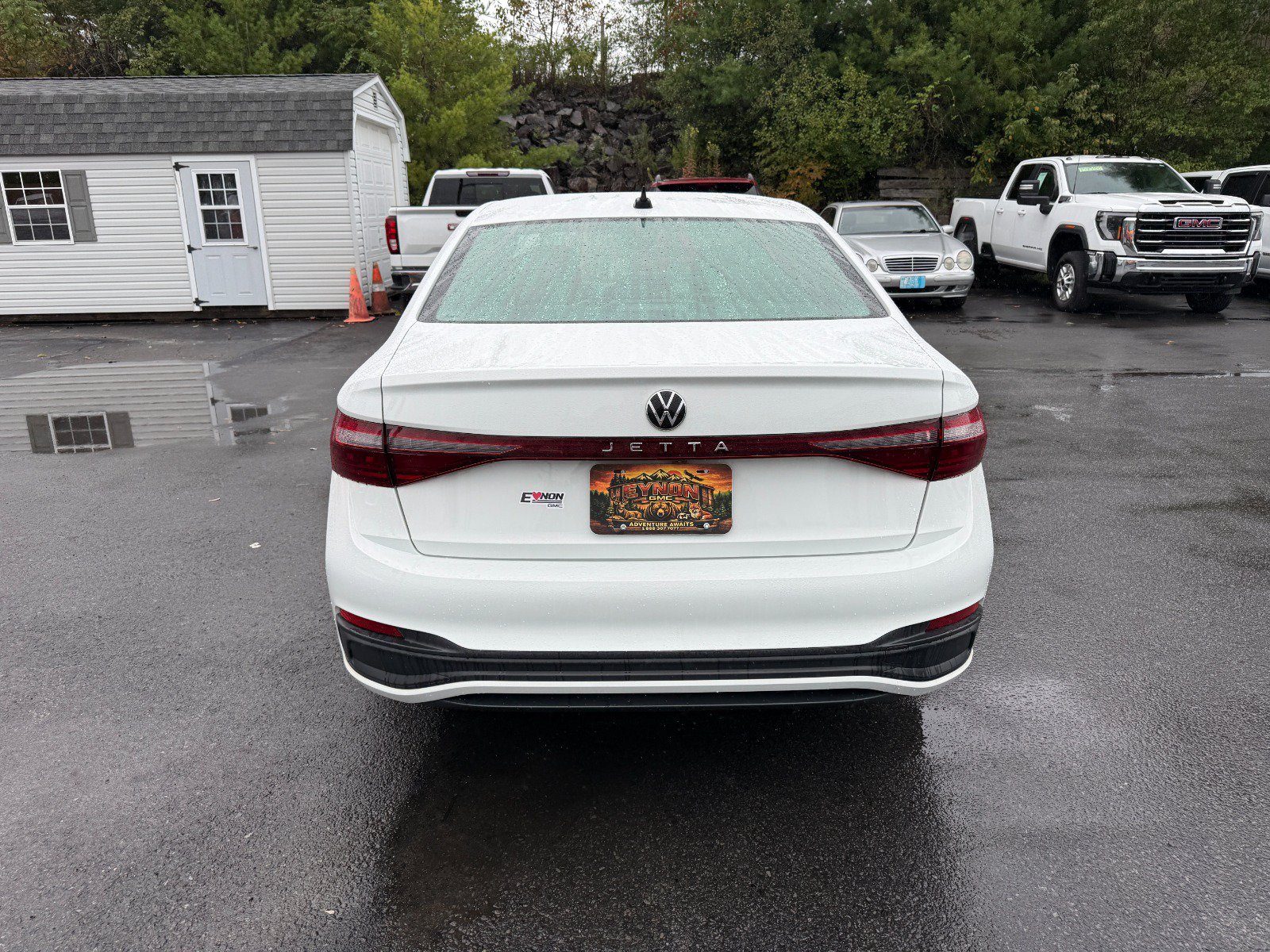 Used 2025 Volkswagen Jetta Sport FWD image 4
