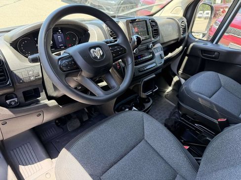 Used 2026 RAM ProMaster 2500 w/ Convenience Group FWD image 19