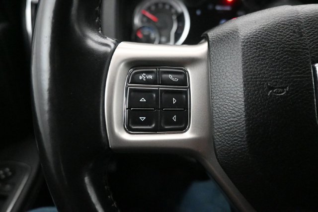 Used 2018 RAM 1500 Laramie w/ Convenience Group AWD/4WD image 13