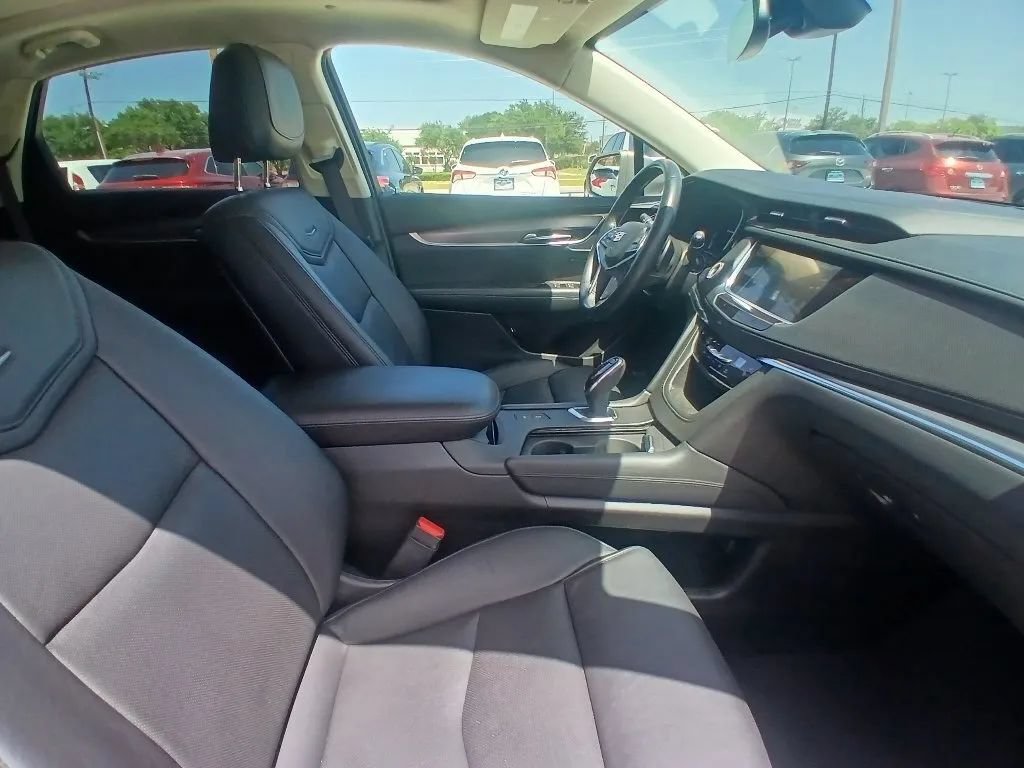 Used 2019 Cadillac XT5 Premium Luxury FWD image 23