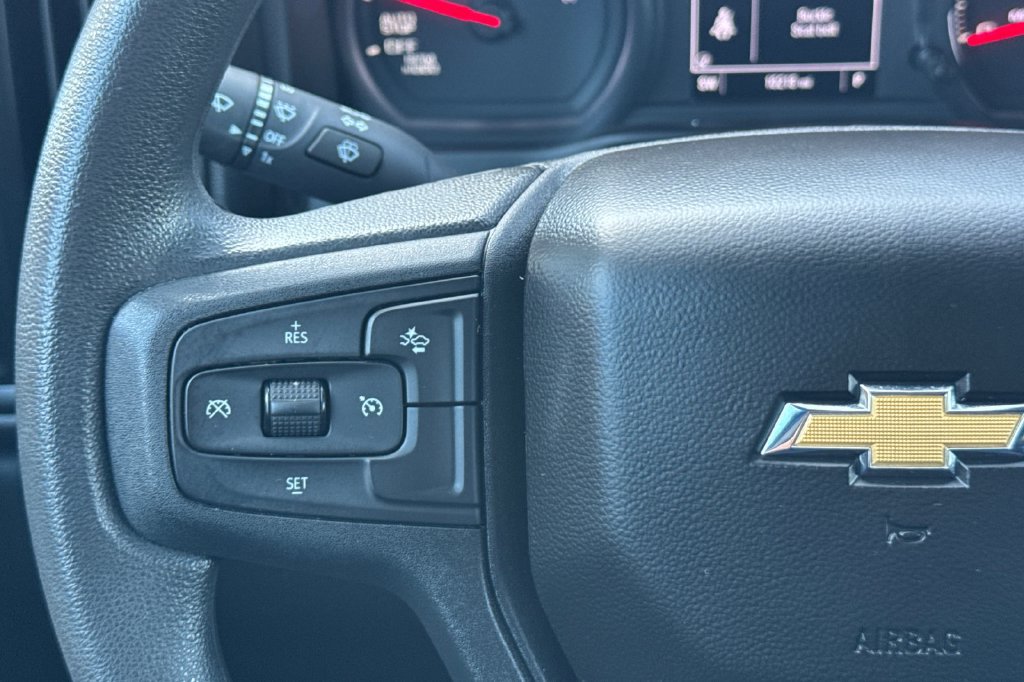 Used 2025 Chevrolet Silverado 1500 Custom RWD image 26