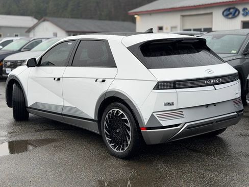 Used 2024 Hyundai Ioniq 5 Limited image 3