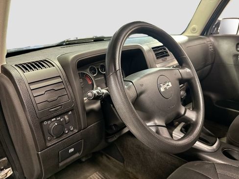 Used 2006 HUMMER H3 w/ Chrome Appearance Package AWD/4WD image 10