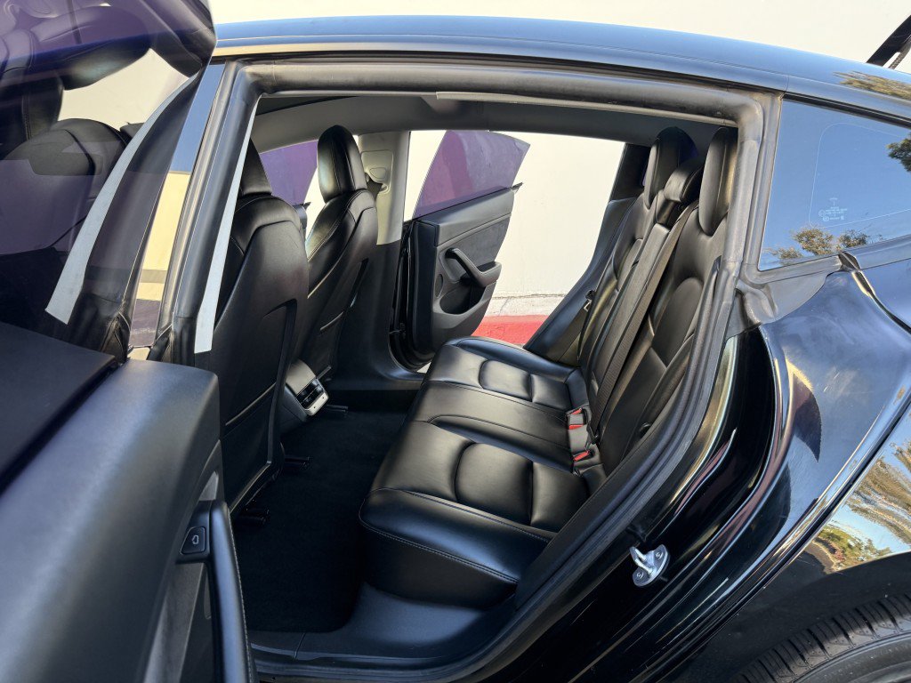 Used 2021 Tesla Model 3 Standard Range Plus RWD image 15
