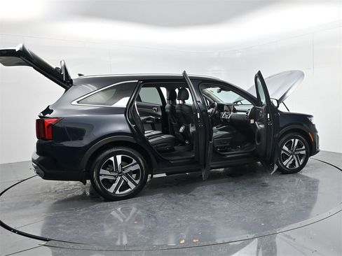 Certified 2023 Kia Sorento EX image 56