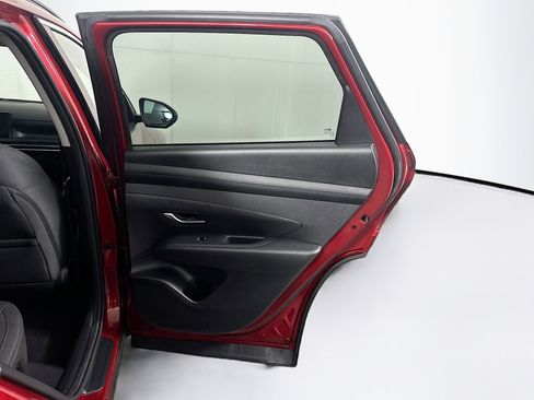 Used 2025 Hyundai Tucson SEL image 32