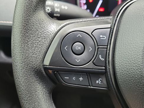 Certified 2025 Toyota RAV4 XLE FWD image 24