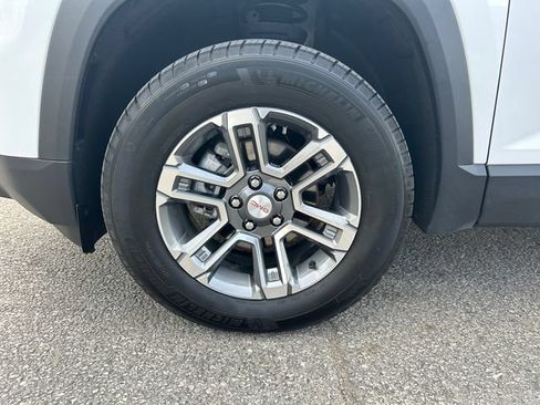 Used 2025 GMC Terrain Elevation AWD/4WD image 10