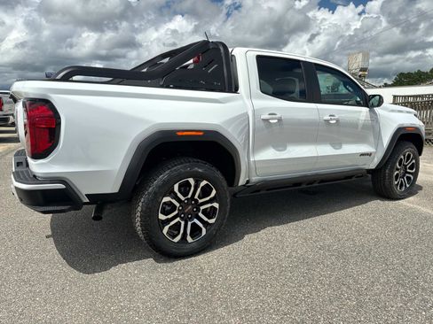 New 2025 GMC Canyon AT4 w/ Nightfall Edition AWD/4WD image 3