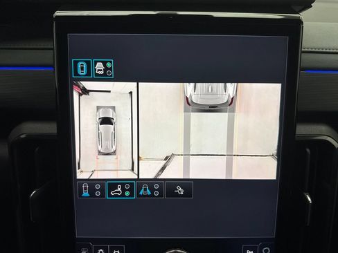Used 2025 GMC Acadia AT4 w/ LPO, Floor Liner Package AWD/4WD image 28