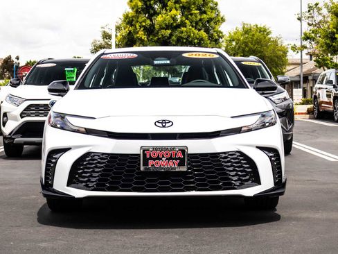 Certified 2026 Toyota Camry Hybrid w/ Convenience Package FWD image 2