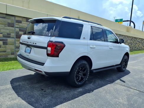 Used 2023 Ford Expedition Timberline AWD/4WD image 10