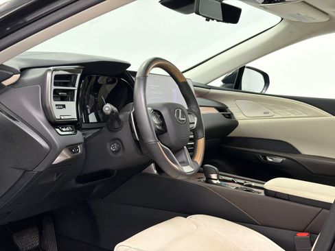Used 2023 Lexus RX 350 AWD w/ Accessory Package image 16