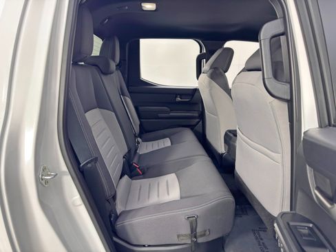 Used 2024 Toyota Tacoma TRD Off-Road image 38