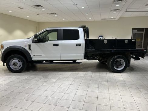 Used 2022 Ford F550 4x4 Crew Cab Super Duty w/ Power Equipment Group image 2