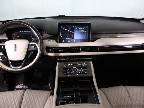 Used 2020 Lincoln Aviator Black Label w/ Dynamic Handling Package AWD/4WD image 43