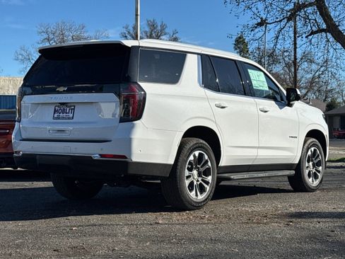 New 2026 Chevrolet Tahoe LS image 3