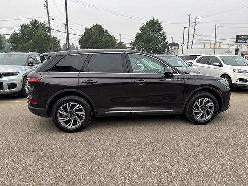 Used 2023 Lincoln Corsair AWD w/ Equipment Group 101A image 6