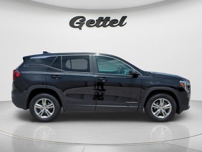 Used 2024 GMC Terrain SLE