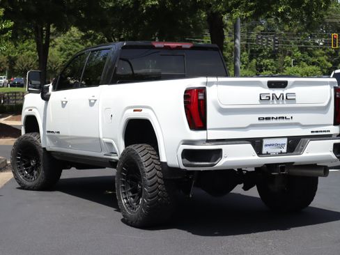 Used 2025 GMC Sierra 2500 Denali Ultimate AWD/4WD image 3