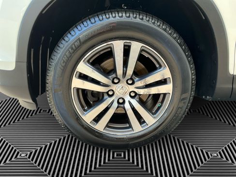 Used 2017 Honda Pilot EX image 14