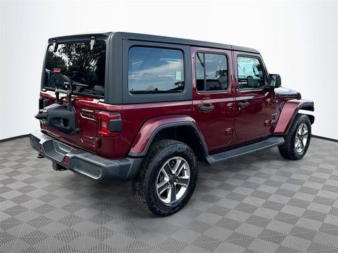 Used 2021 Jeep Wrangler Unlimited Sahara image 6