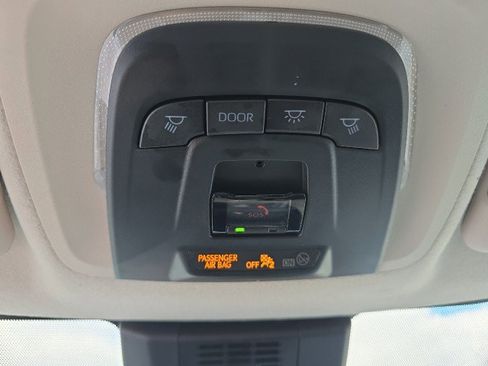 Used 2023 Toyota Corolla LE image 27