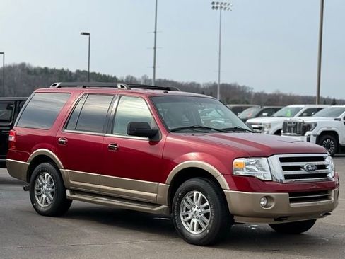 Used 2014 Ford Expedition XLT w/ Equipment Group 202A image 35