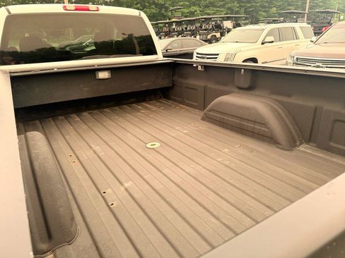 Used 2004 Chevrolet Silverado 2500 LS w/ Skid Plate Package AWD/4WD image 18