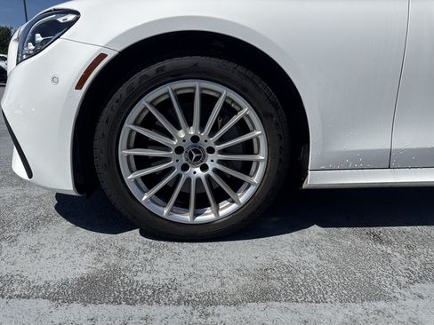Used 2023 Mercedes-Benz E 350 4MATIC Sedan image 2