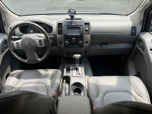Used 2017 Nissan Frontier SL AWD/4WD image 13