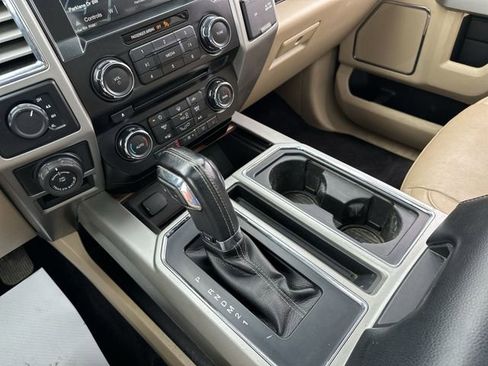 Used 2016 Ford F150 Lariat AWD/4WD image 15