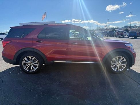 Used 2021 Ford Explorer Limited w/ Equipment Group 301A image 8