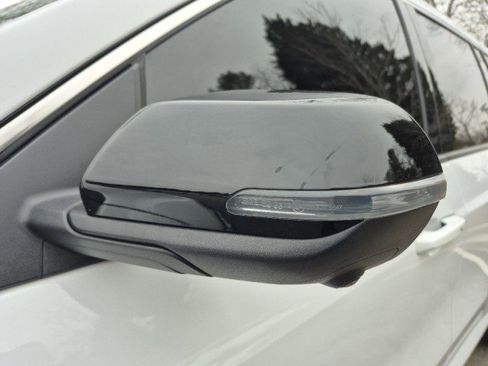 Used 2024 GMC Acadia Elevation w/ Luxury Package image 37