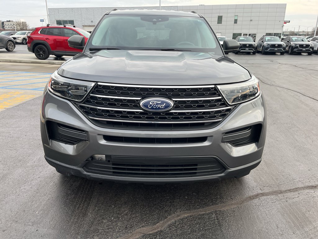 Used 2021 Ford Explorer XLT w/ Class III Trailer Tow Package AWD/4WD image 4