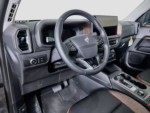 Used 2026 Ford Bronco Sport Outer Banks AWD/4WD image 12