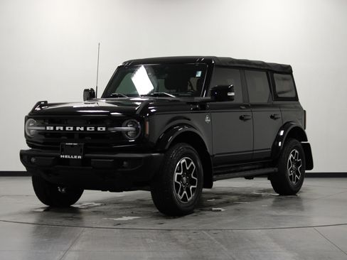 Used 2021 Ford Bronco Outer Banks image 8