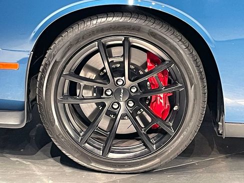 Used 2023 Dodge Challenger SRT Hellcat w/ Driver Convenience Group RWD image 11