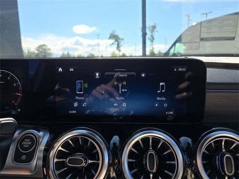 Certified 2026 Mercedes-Benz GLB 250 4MATIC image 33
