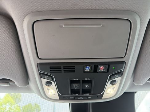 Certified 2022 Honda Pilot Elite image 16