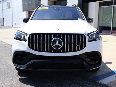 Used 2025 Mercedes-Benz GLS 63 AMG 4MATIC image 2