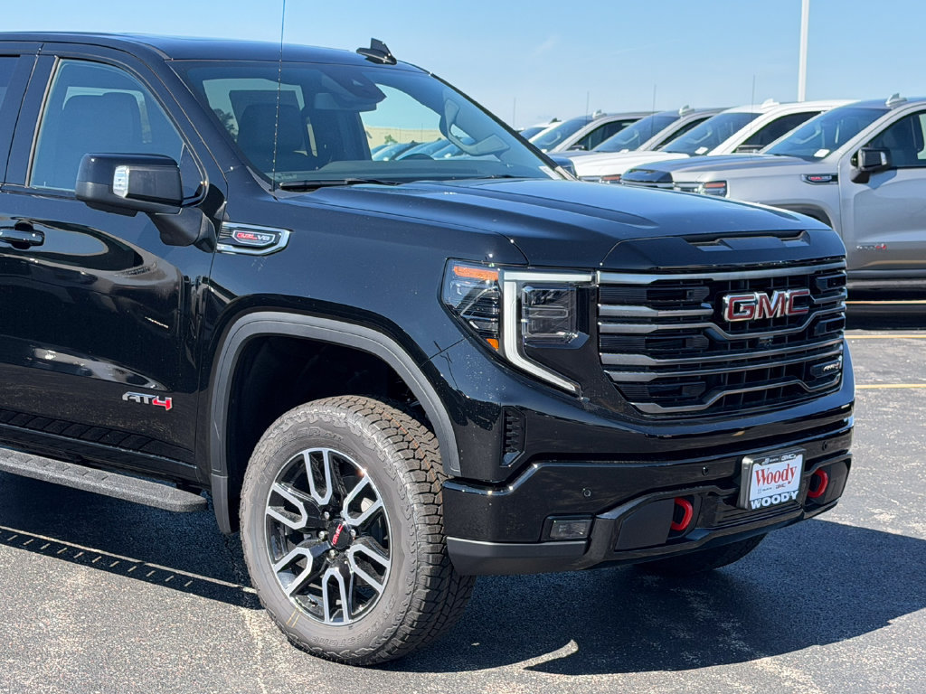 New 2026 GMC Sierra 1500 AT4 w/ AT4 Premium Package AWD/4WD image 4