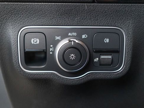 New 2026 Mercedes-Benz GLA 35 AMG 4MATIC image 24
