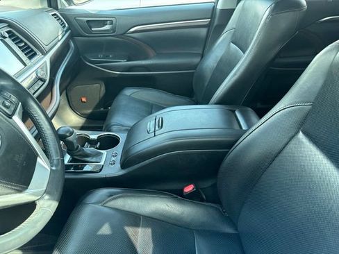 Used 2014 Toyota Highlander Limited AWD/4WD image 10