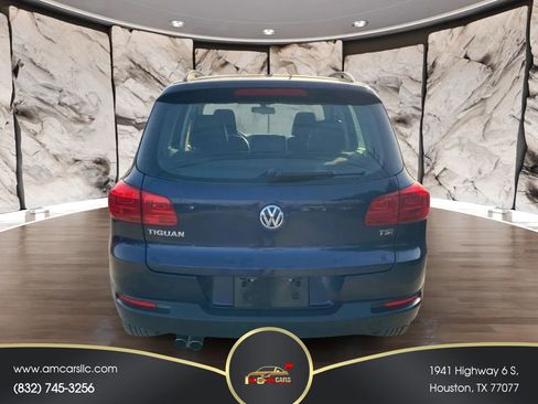 Used 2016 Volkswagen Tiguan S FWD image 8