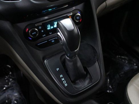 Used 2016 Ford Transit Connect Titanium image 19