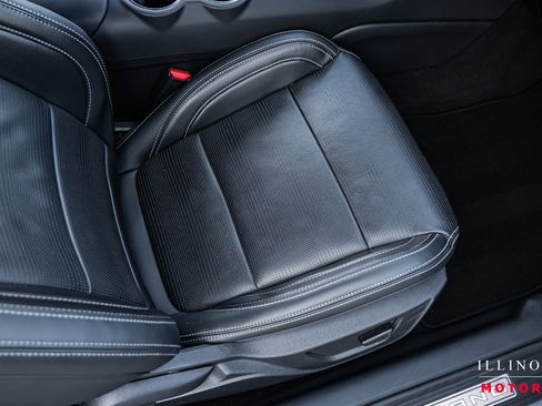 Used 2025 Ford Mustang GT Premium image 28