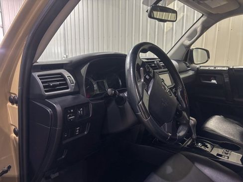 Used 2016 Toyota 4Runner TRD Pro image 17