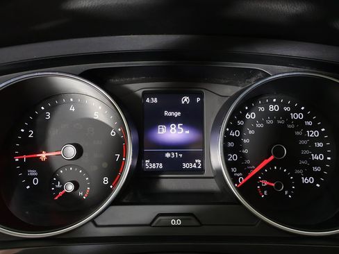 Used 2019 Volkswagen Tiguan SE w/ Panoramic Sunroof Package image 40