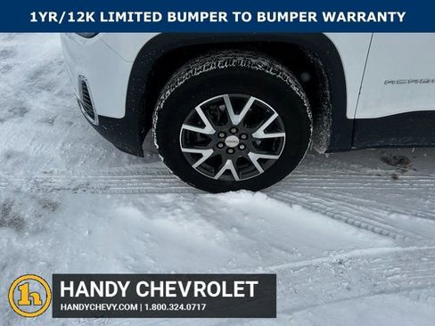 Certified 2021 GMC Acadia SLE image 16